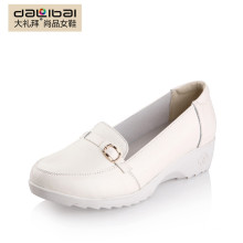 Comfortable ladies white nursing hospital dress shoes